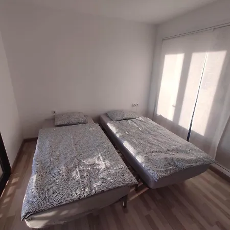 Appartement Big Room, 20m2, With Terrace And Ocean View