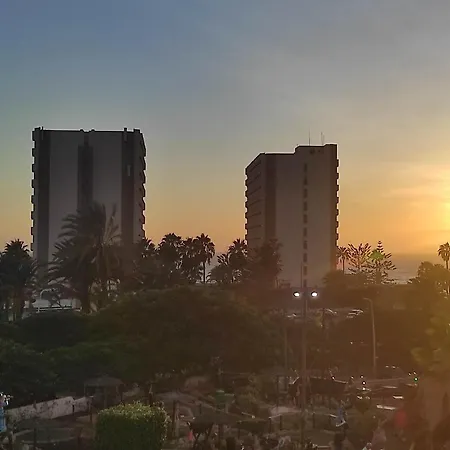 Lejlighed Big 3 Apartment, 83m2, With 3 Balconies And Ocean View Playa de las Américas